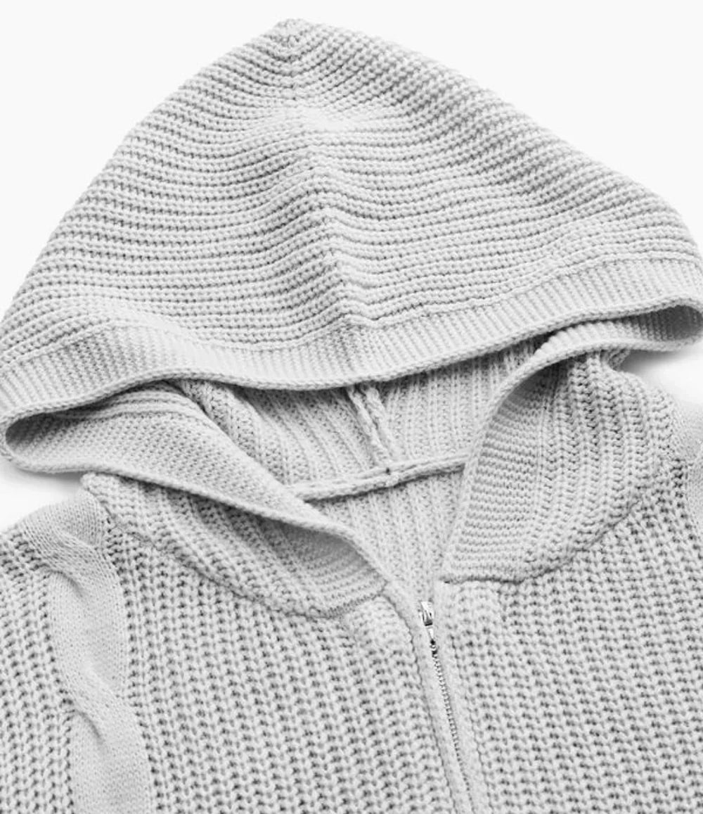 Cozy zip-up Sweater