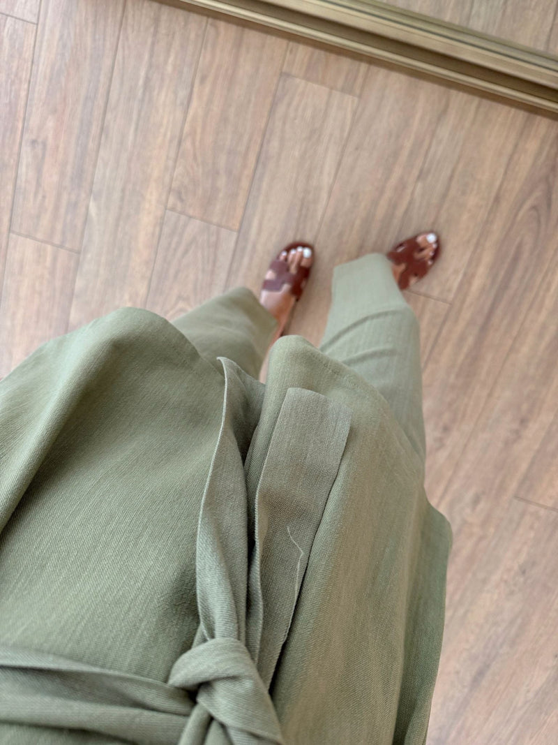 Orika Shoulder Twist Blouse-Pants Russian Suit